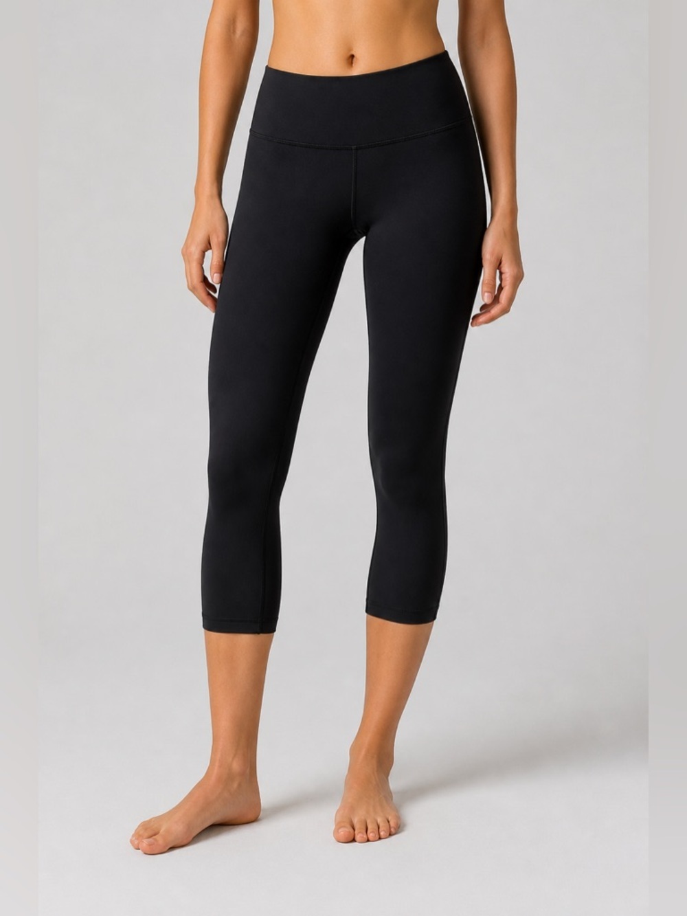 Lululemon Black Cropped Leggings Size 4 High Rise Stretch Yoga Pants